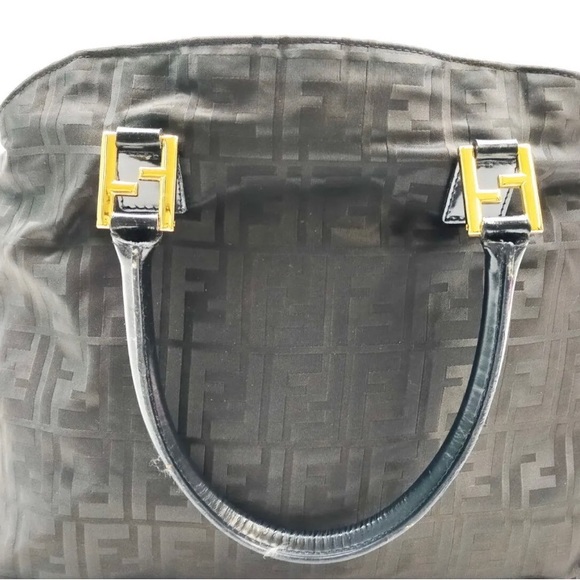 FENDI FF LOGO AUTHENTIC TOTE BAG ZIPPER TOP BIG ZUCCA PURSE GREAT CONDITION! - Picture 2 of 9